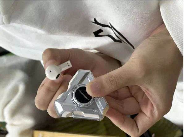 monster xkt22 wireless earbuds
